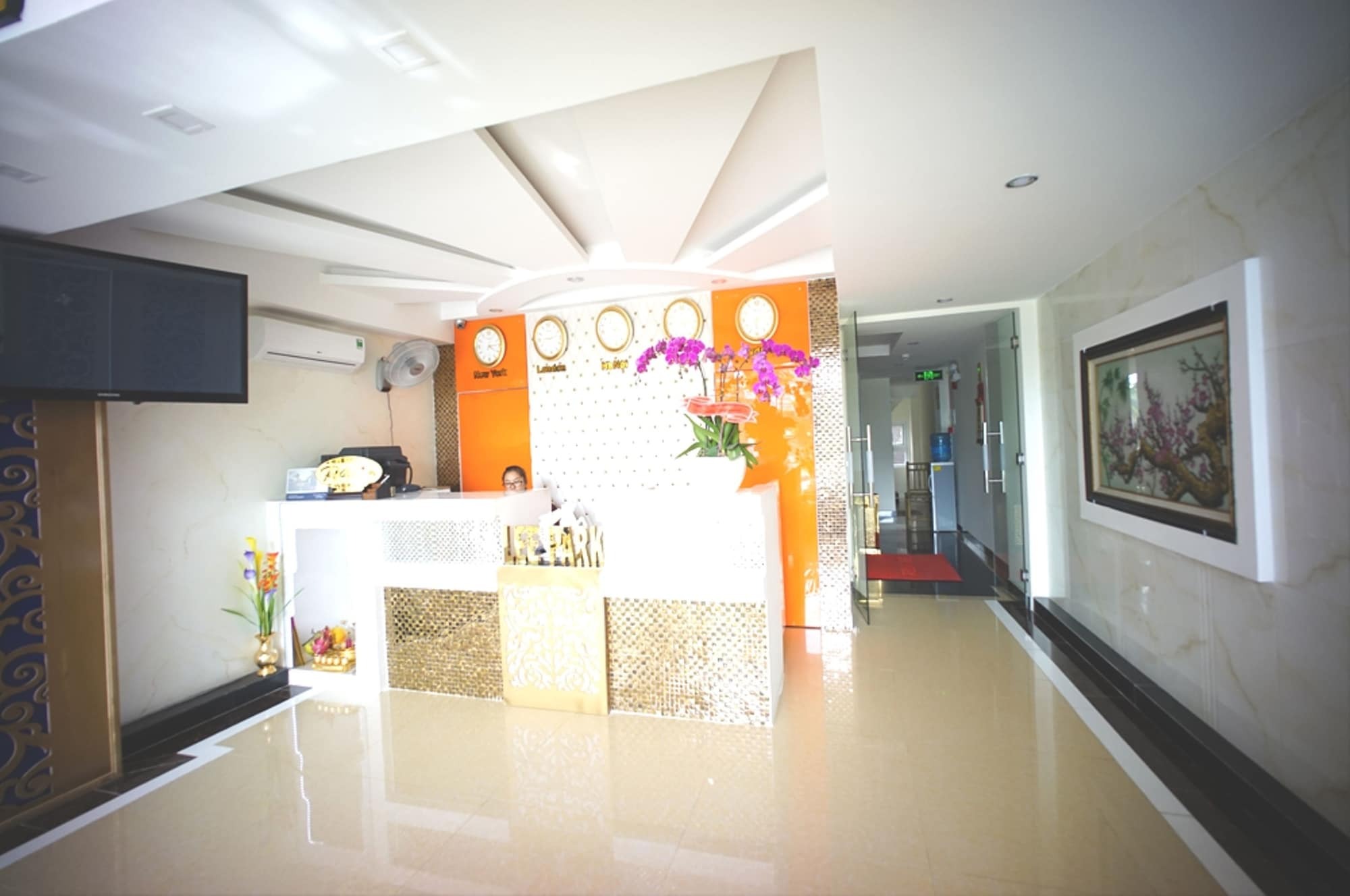 Minh Hoang Hy Hotel Danang Exterior photo